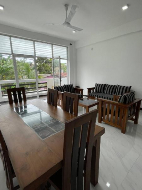 Holiday Villa Guest Host, Mount Lavinia